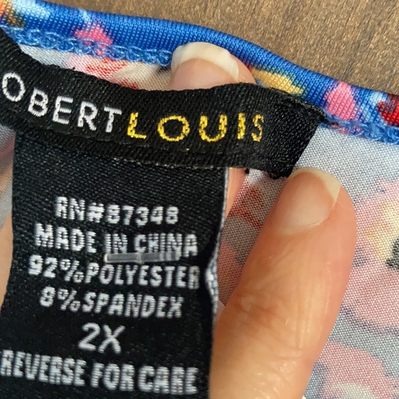 Robert Louis print cold shoulder bell sleeve top w stretch 1X 2X - Picture 16 of 16